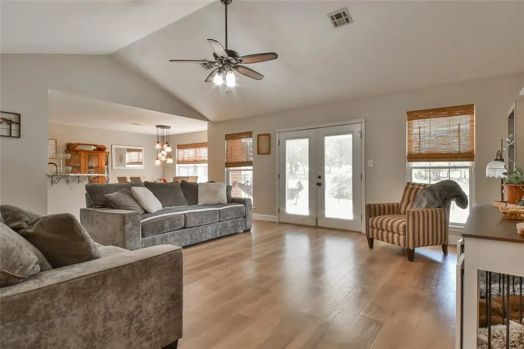 Photo 8 — 210 Quail Creek Road, Seminole, OK 74868