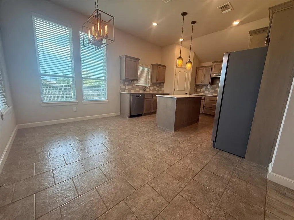 Photo 6 — 18808 Bajo Drive, Edmond, OK 73012