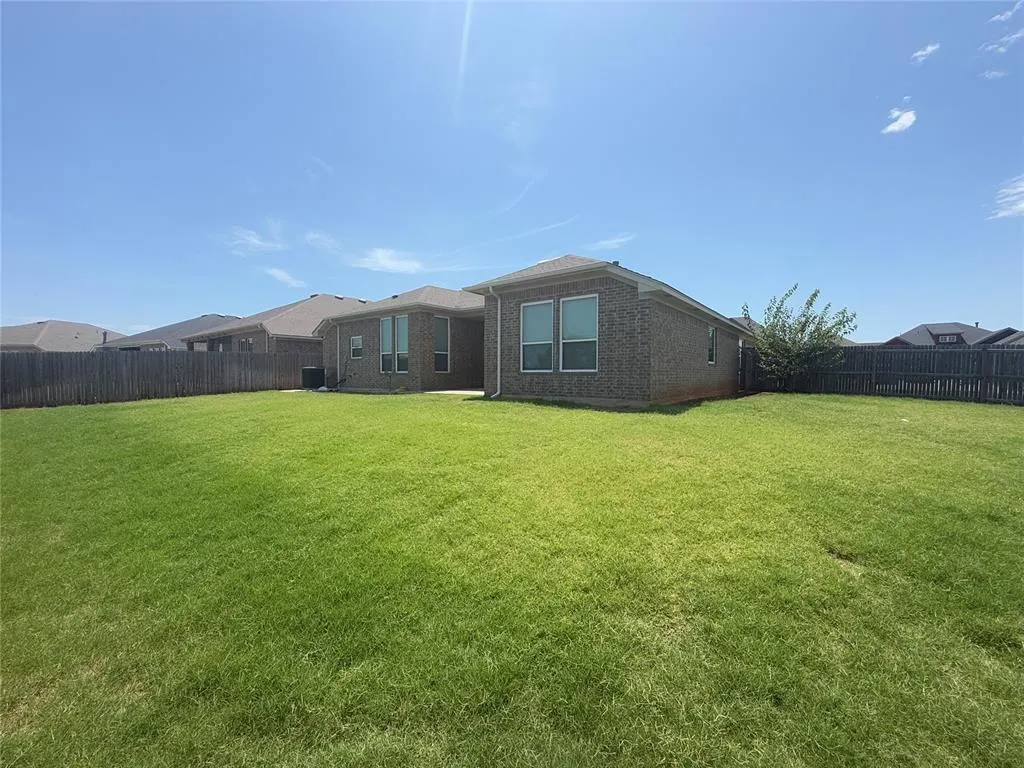 Photo 32 — 18808 Bajo Drive, Edmond, OK 73012