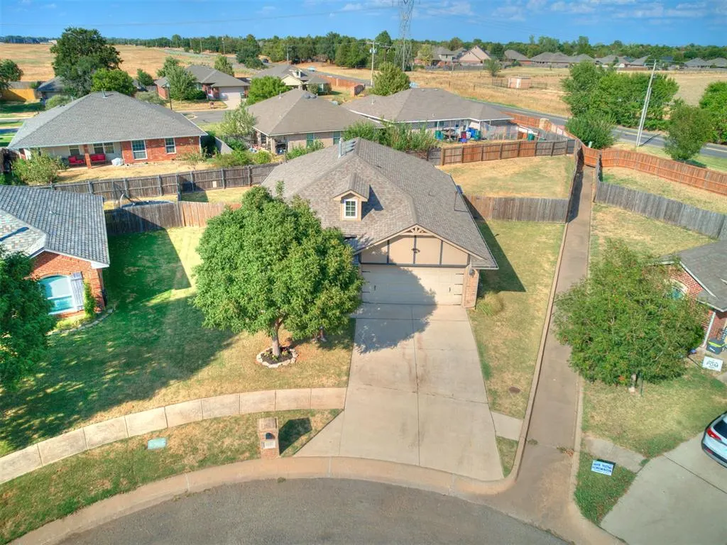 Photo 37 — 2137 Peacock Drive, Edmond, OK 73012