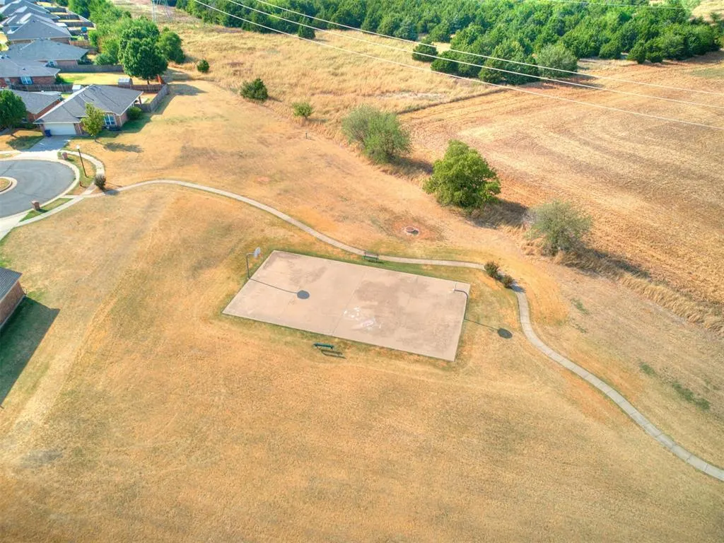 Photo 41 — 2137 Peacock Drive, Edmond, OK 73012