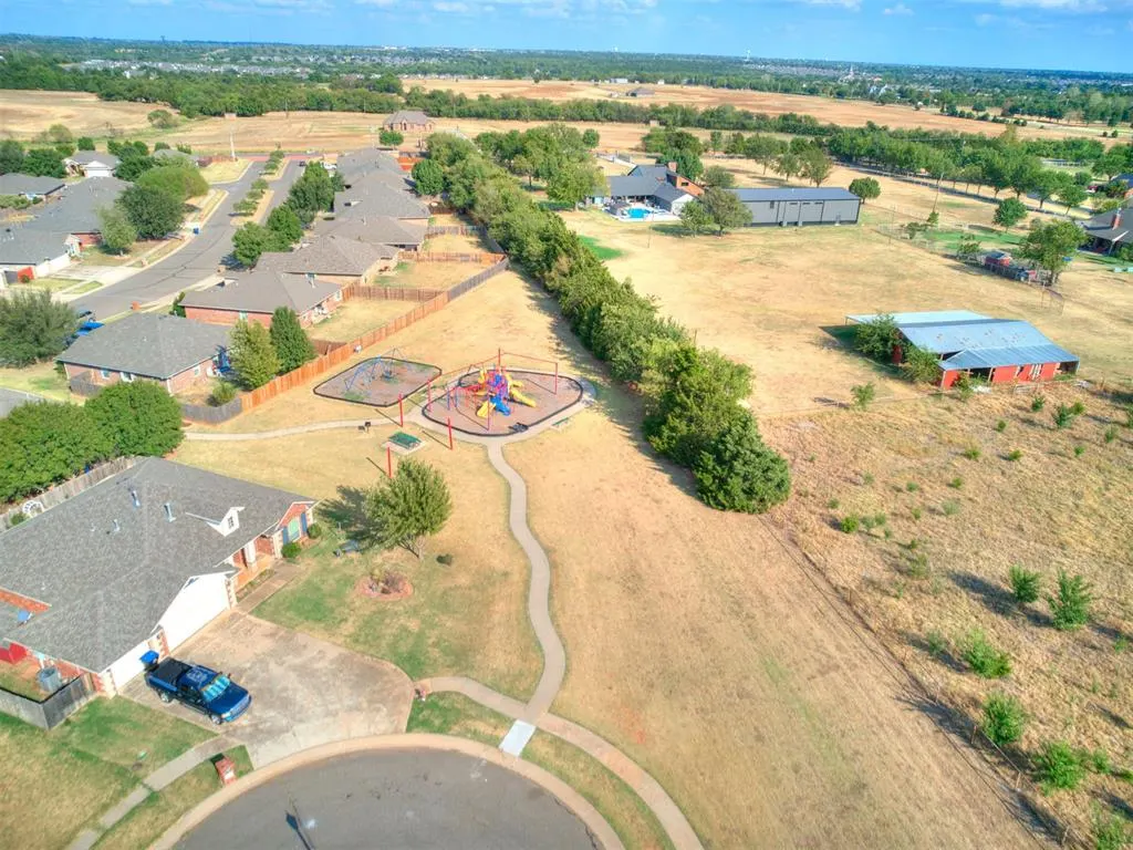 Photo 43 — 2137 Peacock Drive, Edmond, OK 73012