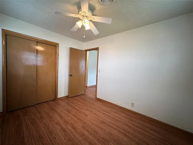 Photo 6 — 2011 Delaware Lane, Norman, OK 73071