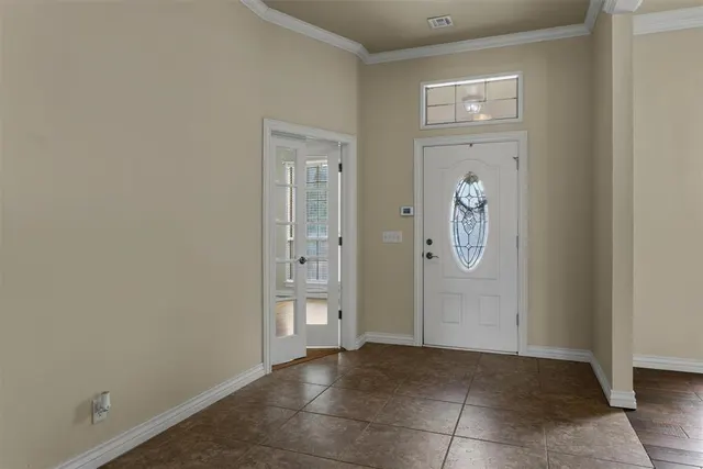 Photo 3 — 129 Bonaire Drive, Edmond, OK 73013