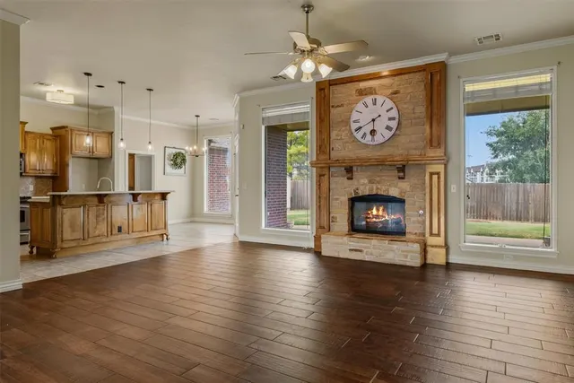 Photo 7 — 129 Bonaire Drive, Edmond, OK 73013
