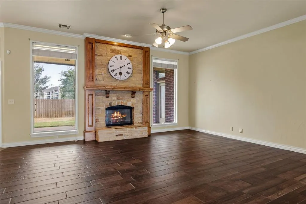 Photo 9 — 129 Bonaire Drive, Edmond, OK 73013
