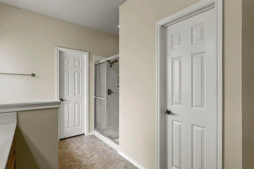 Photo 25 — 129 Bonaire Drive, Edmond, OK 73013