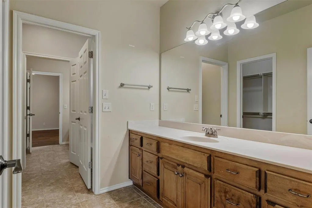 Photo 33 — 129 Bonaire Drive, Edmond, OK 73013