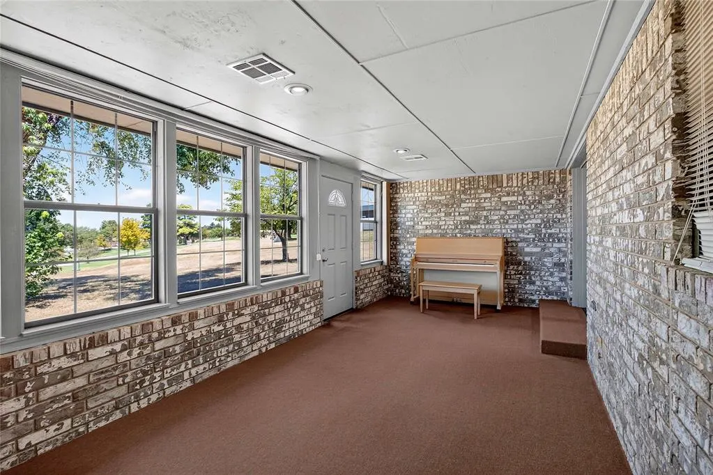 Photo 18 — 6 Pebble Creek Road, Norman, OK 73072