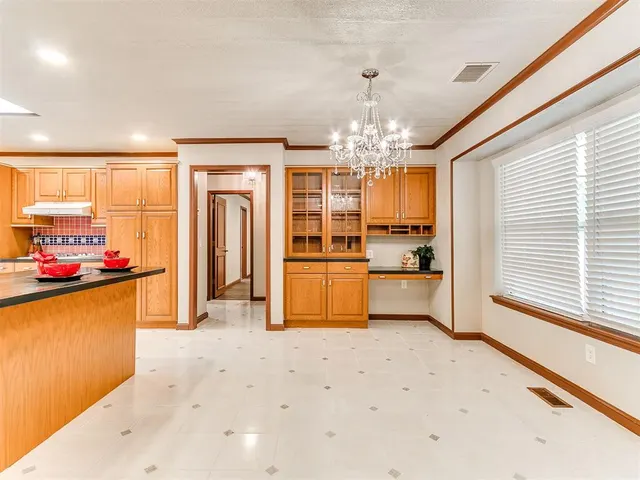 Photo 8 — 11700 Shasta Lane, Oklahoma City, OK 73162