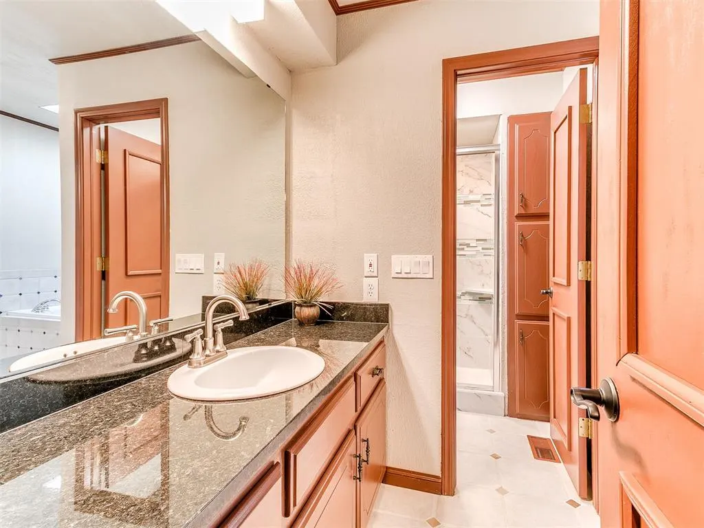 Photo 16 — 11700 Shasta Lane, Oklahoma City, OK 73162