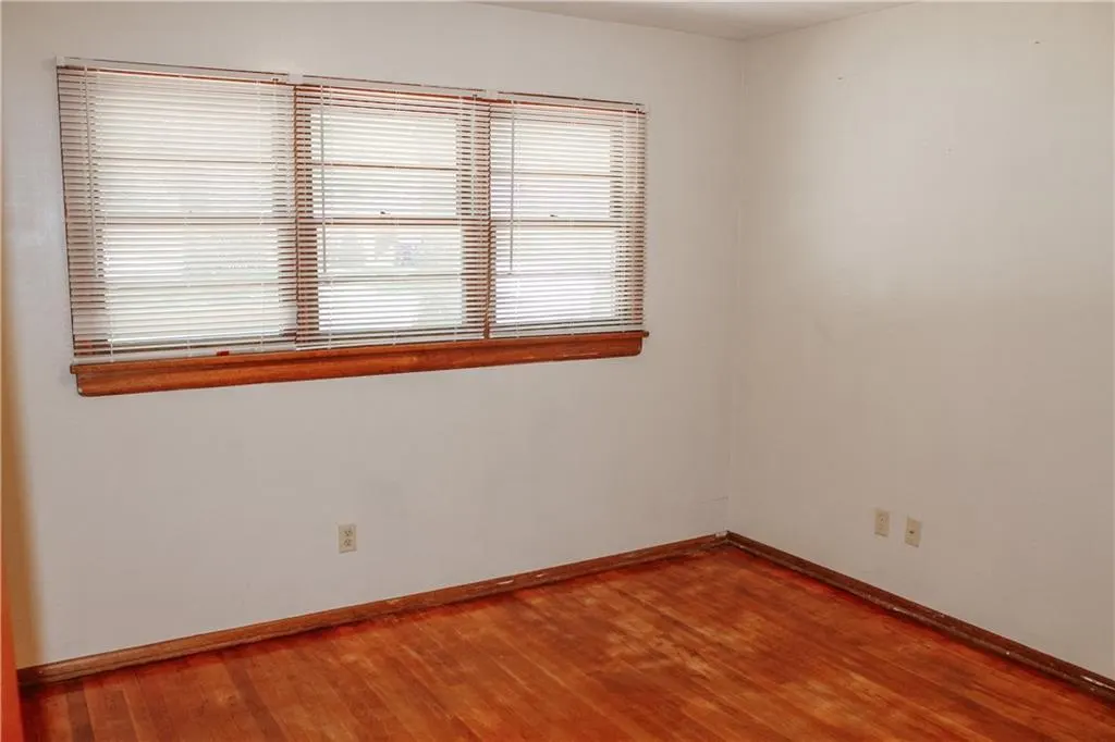 Photo 7 — 714 Elmwood Drive, Norman, OK 73072