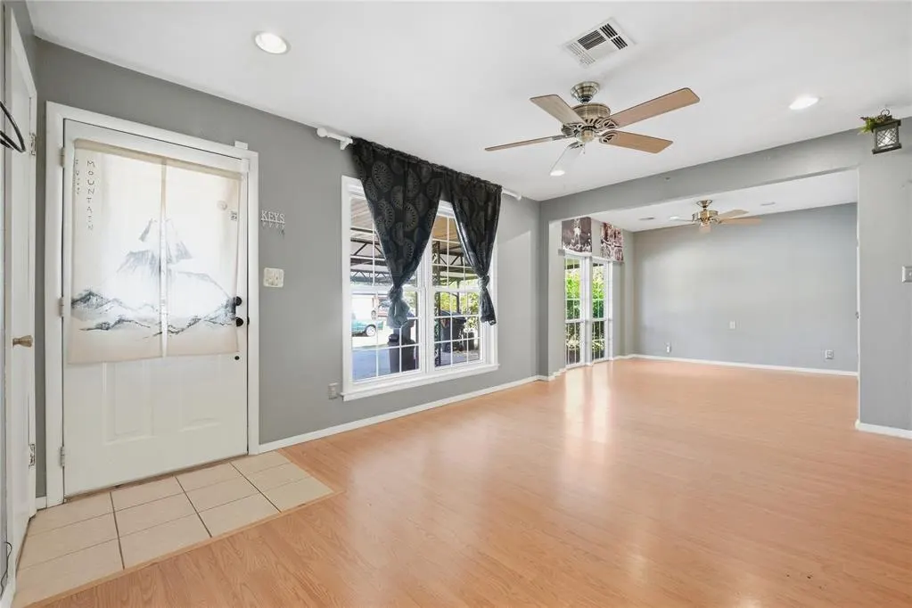 Photo 3 — 2636 SW 46th Terrace, Oklahoma City, OK 73119