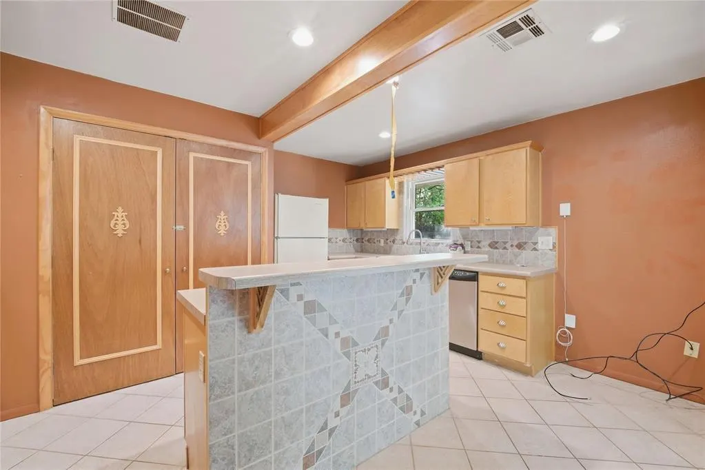 Photo 7 — 2636 SW 46th Terrace, Oklahoma City, OK 73119