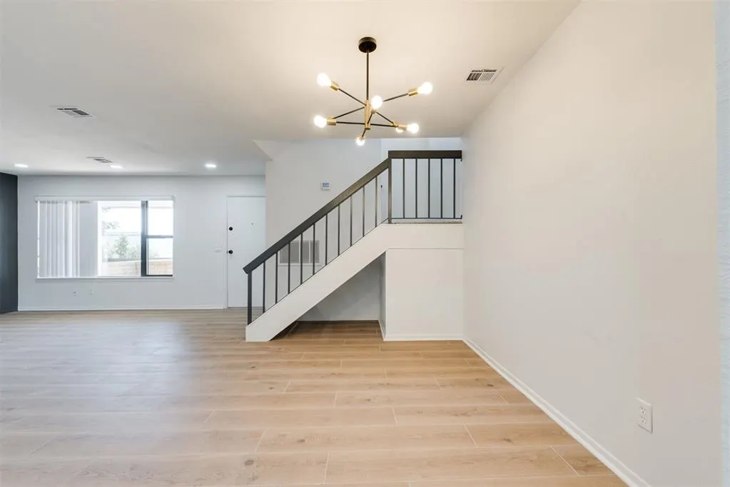 Photo 9 — 2717 Indian Creek Boulevard, Oklahoma City, OK 73120