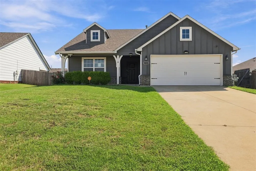 Front exterior — 3405 E Sandusky Street, Broken Arrow, OK 74014