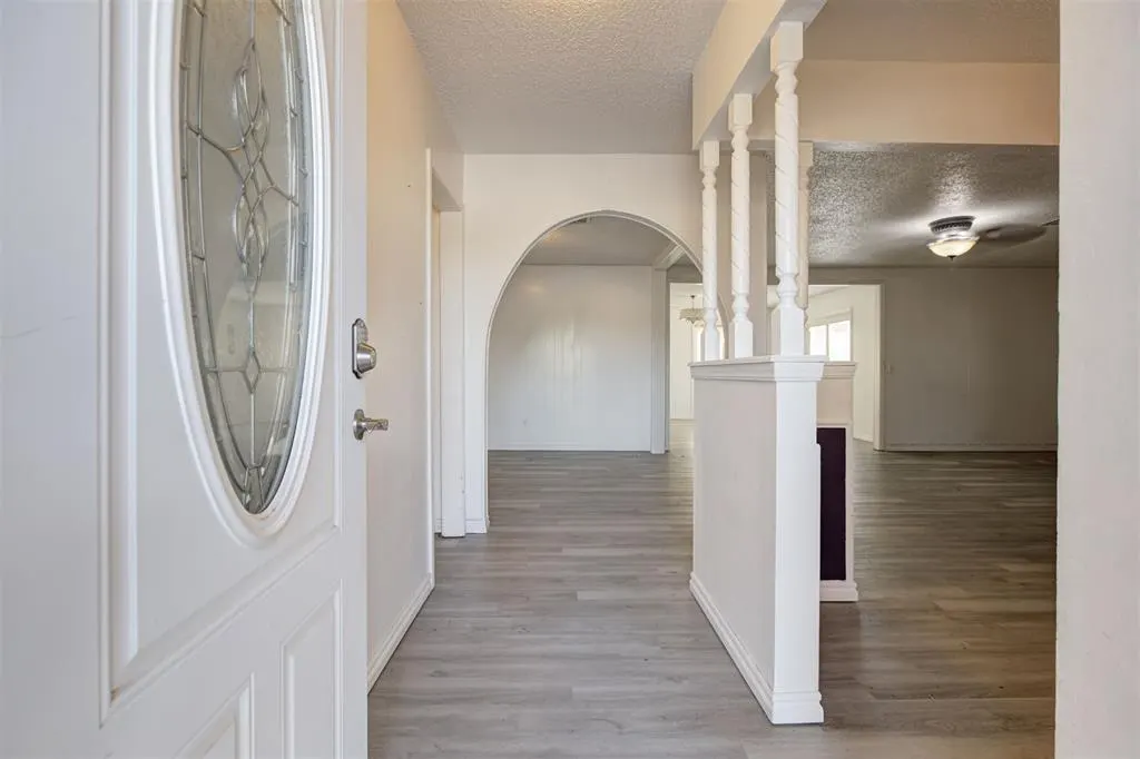 Photo 5 — 8801 Oakridge Drive, Midwest City, OK 73110