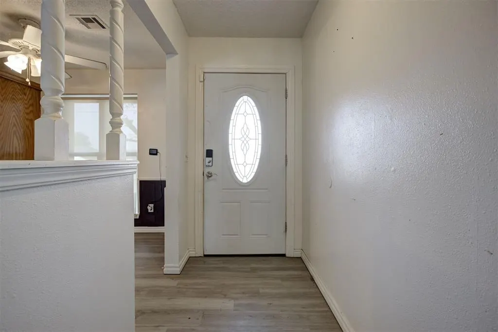 Photo 6 — 8801 Oakridge Drive, Midwest City, OK 73110