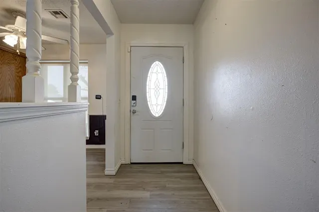 Photo 6 — 8801 Oakridge Drive, Midwest City, OK 73110