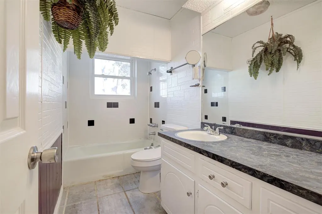 Photo 39 — 8801 Oakridge Drive, Midwest City, OK 73110