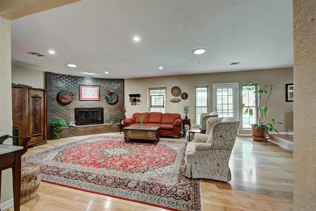 Photo 11 — 4712 NW 77th Street, Oklahoma City, OK 73132