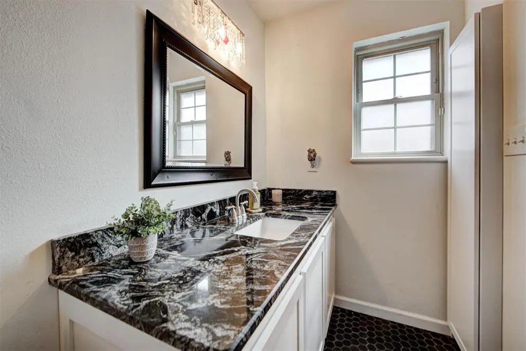 Photo 32 — 4712 NW 77th Street, Oklahoma City, OK 73132