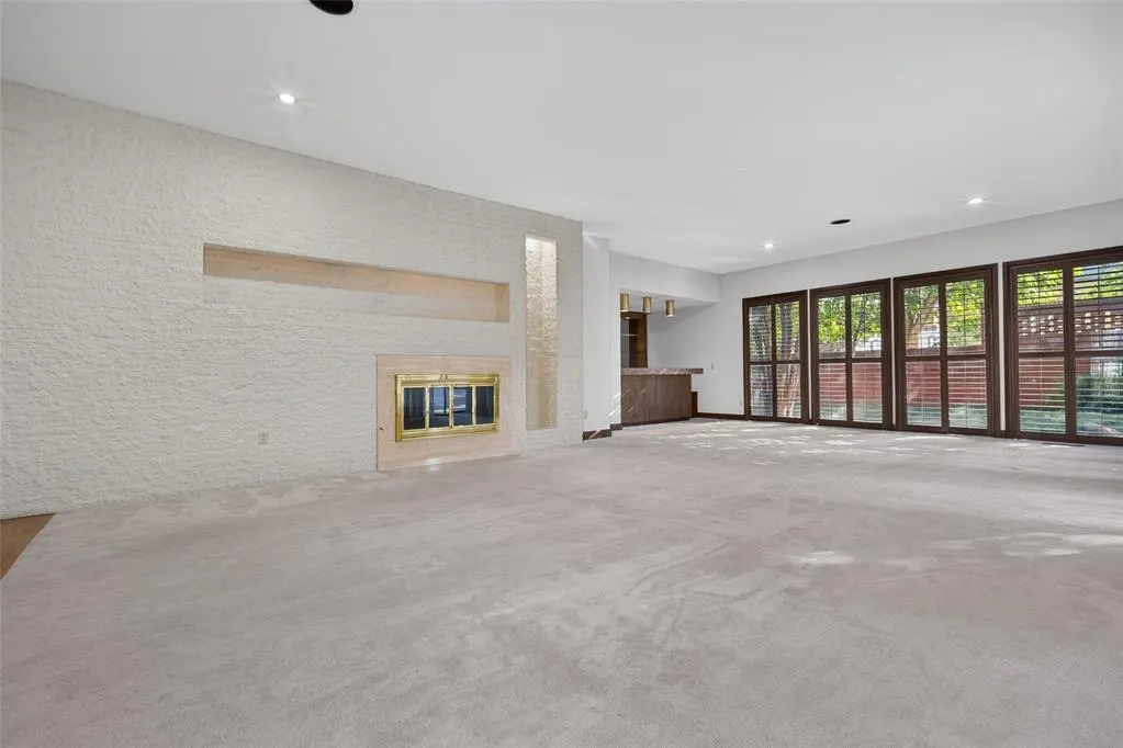 Photo 3 — 4609 Tamarisk Drive, Oklahoma City, OK 73142