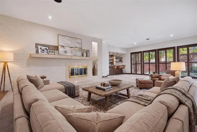 Photo 4 — 4609 Tamarisk Drive, Oklahoma City, OK 73142