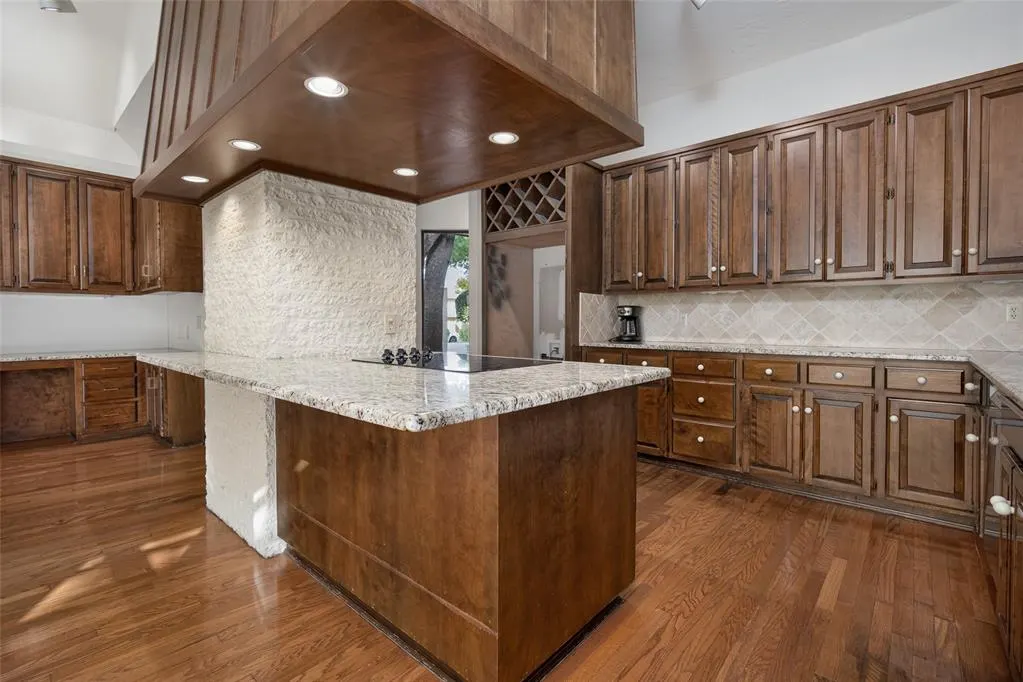 Photo 17 — 4609 Tamarisk Drive, Oklahoma City, OK 73142