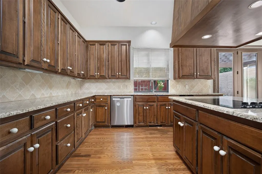 Photo 19 — 4609 Tamarisk Drive, Oklahoma City, OK 73142