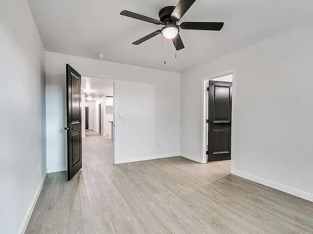 Photo 5 — 2203 SW SW 102nd Pl Place, Oklahoma City, OK 73159