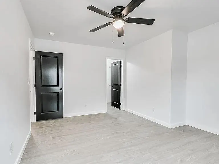 Photo 6 — 2203 SW SW 102nd Pl Place, Oklahoma City, OK 73159