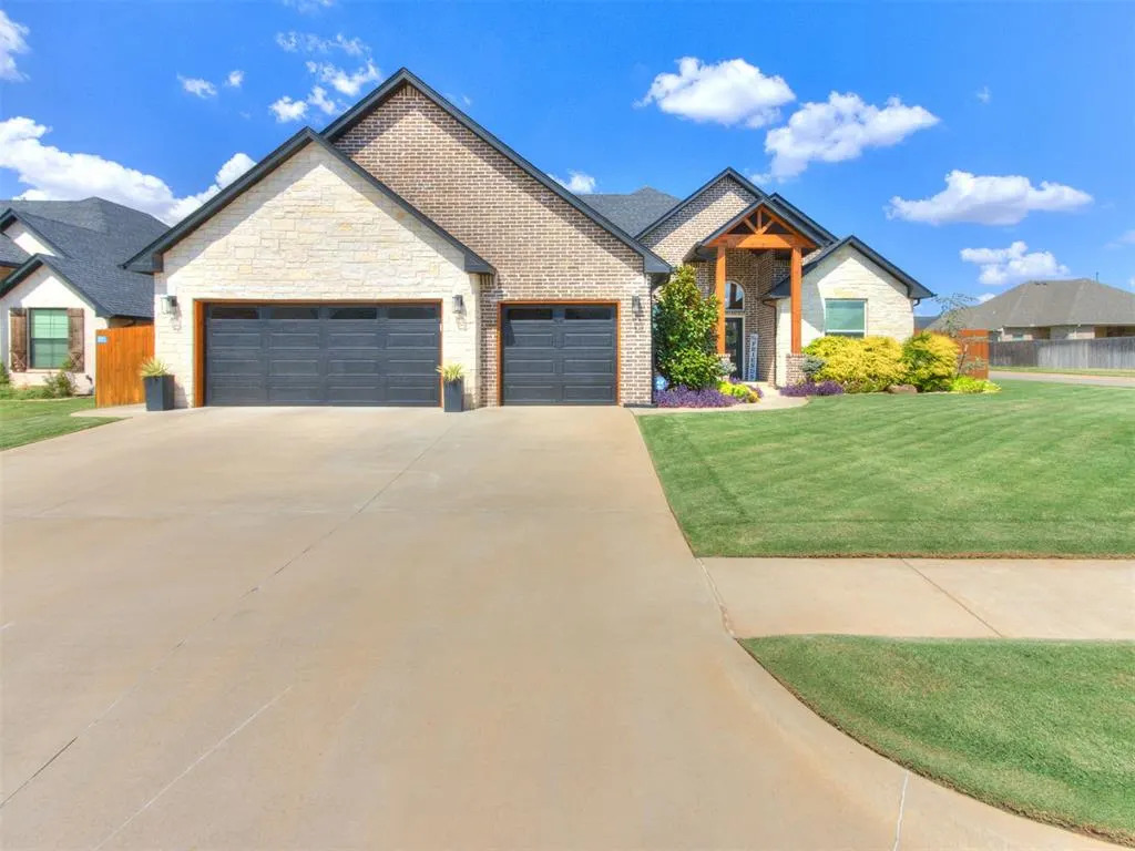 Photo 4 — 9317 NW 82nd Street, Yukon, OK 73099