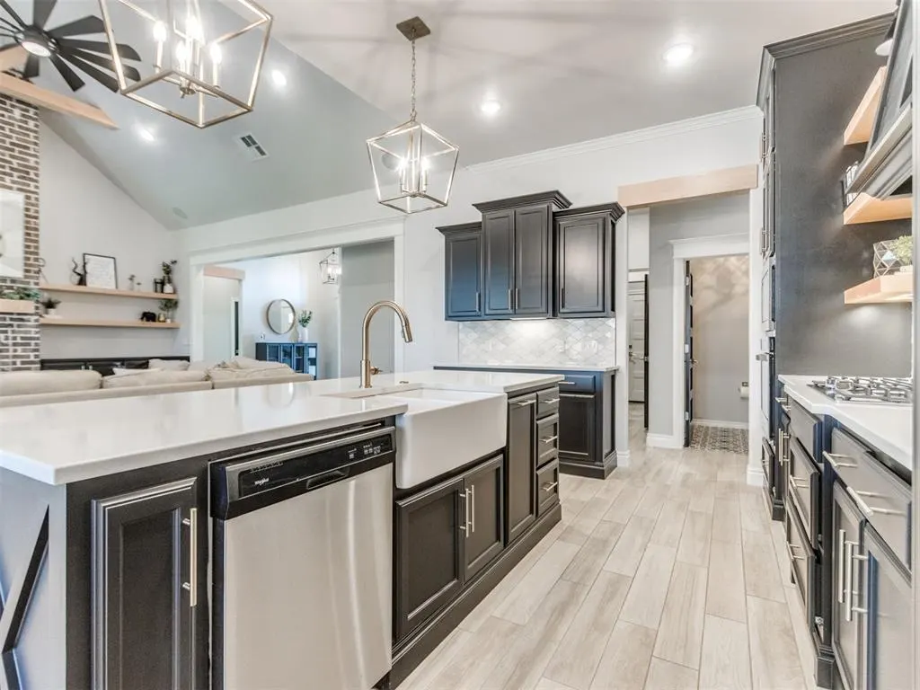 Photo 17 — 9317 NW 82nd Street, Yukon, OK 73099