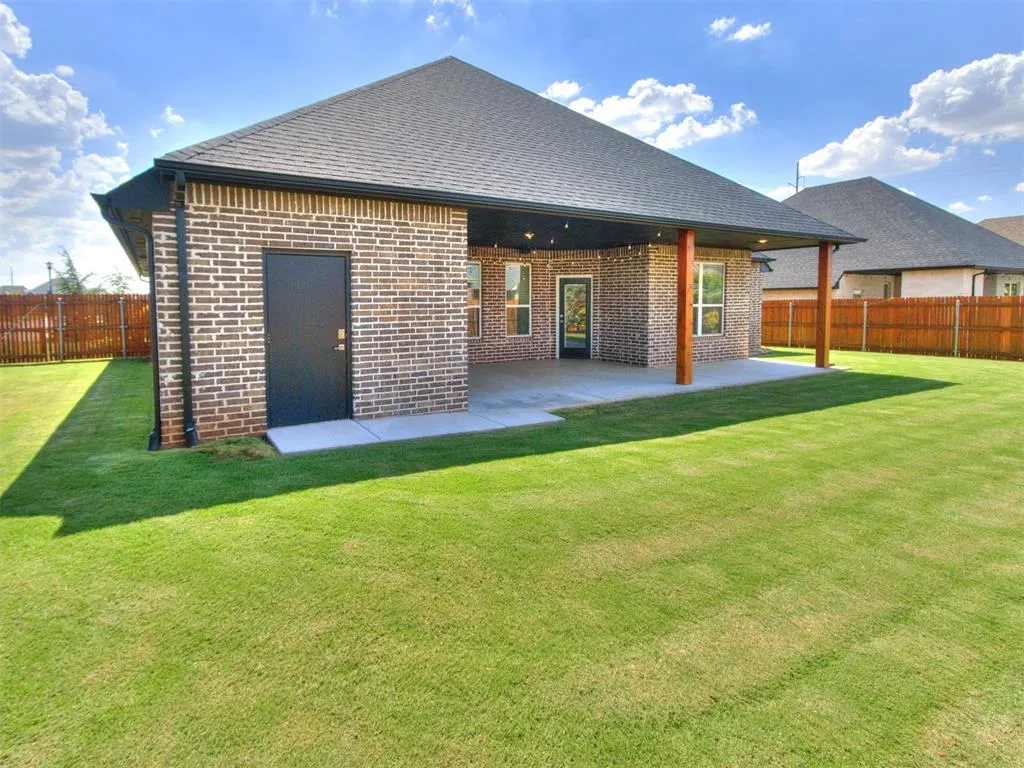 Photo 46 — 9317 NW 82nd Street, Yukon, OK 73099
