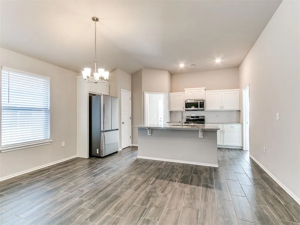 Photo 9 — 1301 Harvest Trail, Yukon, OK 73099