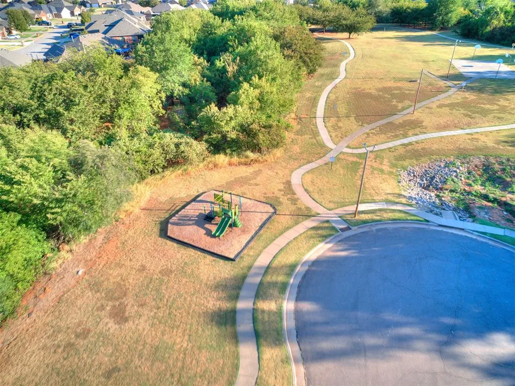 Photo 48 — 1301 Harvest Trail, Yukon, OK 73099