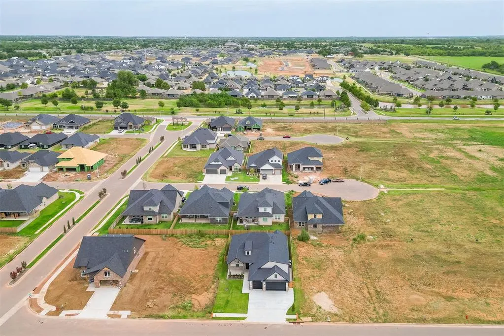 Photo 47 — 16108 Segovia Drive, Oklahoma City, OK 73170