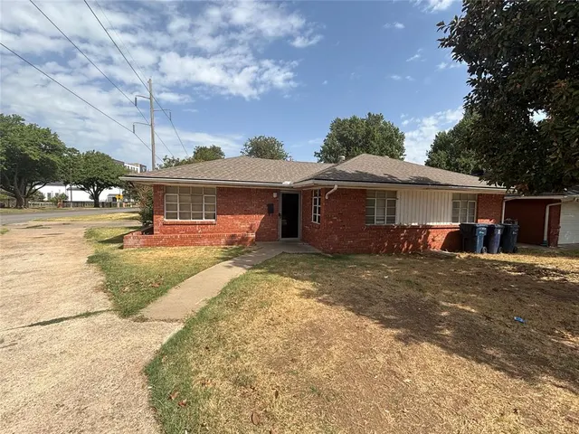 Photo 4 — 2065 NW 48th Street, Oklahoma City, OK 73118