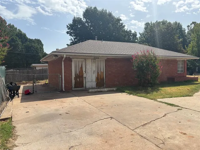 Photo 7 — 2065 NW 48th Street, Oklahoma City, OK 73118