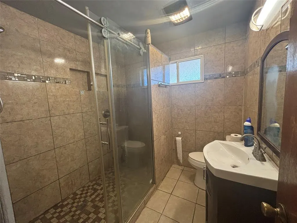 Photo 16 — 2065 NW 48th Street, Oklahoma City, OK 73118