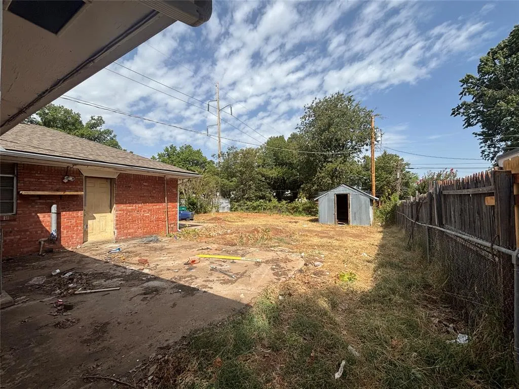 Photo 19 — 2065 NW 48th Street, Oklahoma City, OK 73118