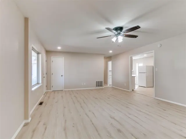 Photo 3 — 4744 SE 18th Street, Del City, OK 73115