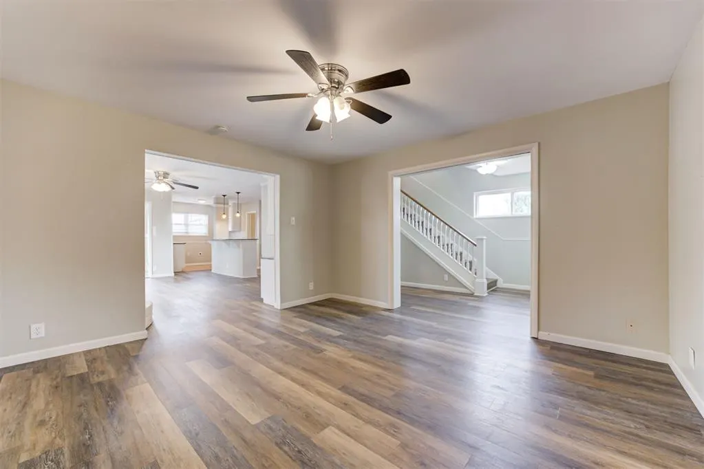 Photo 7 — 405 N Park Place, Guthrie, OK 73044