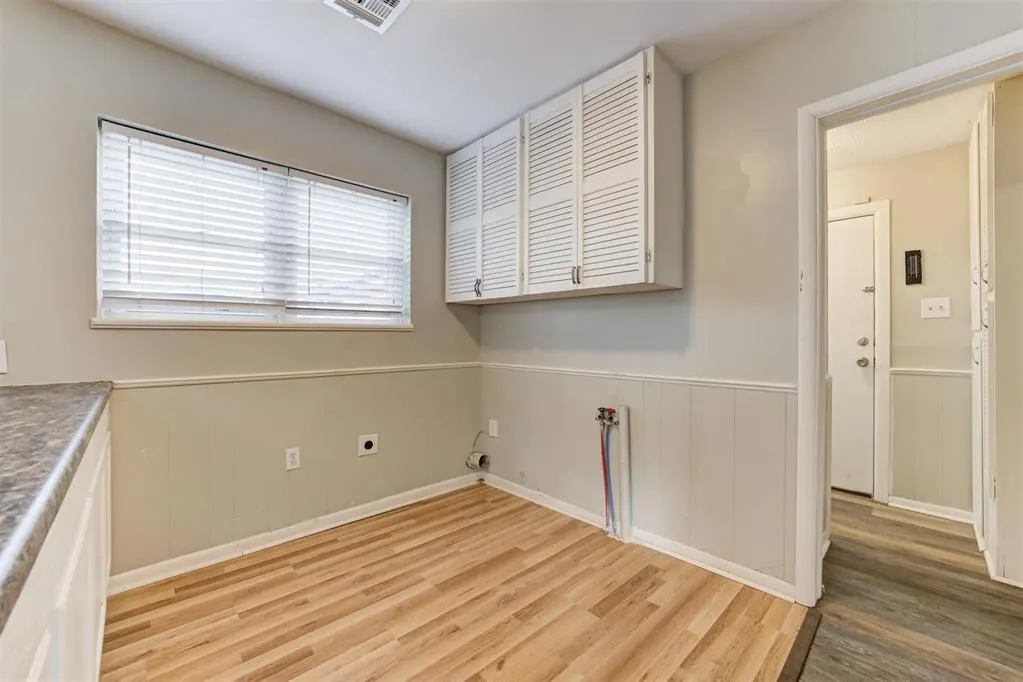 Photo 19 — 405 N Park Place, Guthrie, OK 73044