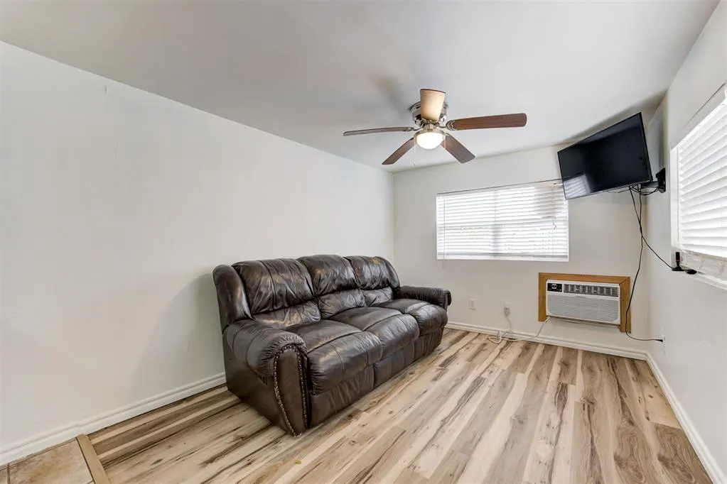 Photo 40 — 405 N Park Place, Guthrie, OK 73044