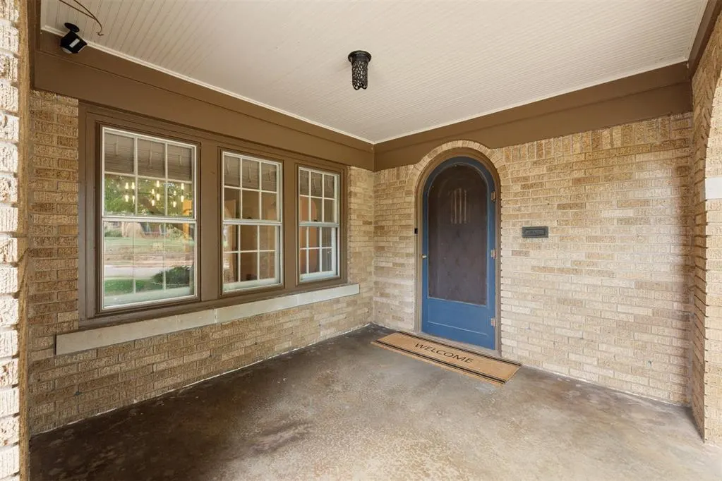Photo 4 — 236 NW 34th Street, Oklahoma City, OK 73118