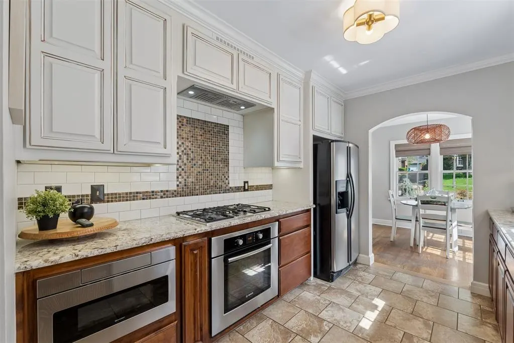 Photo 11 — 236 NW 34th Street, Oklahoma City, OK 73118
