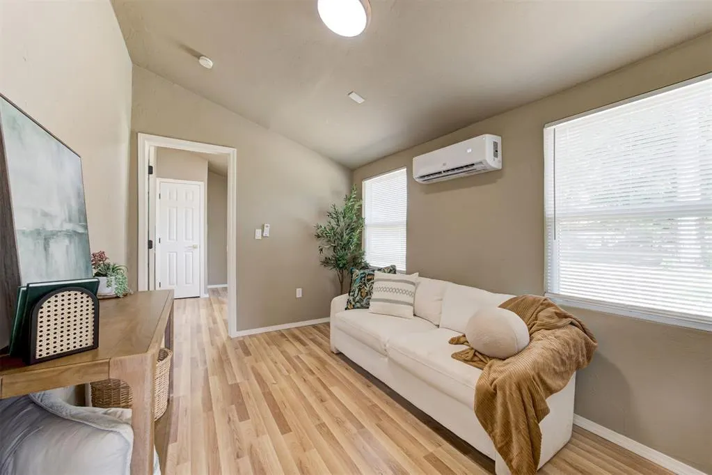 Photo 24 — 414 E Perkins Avenue, Guthrie, OK 73044