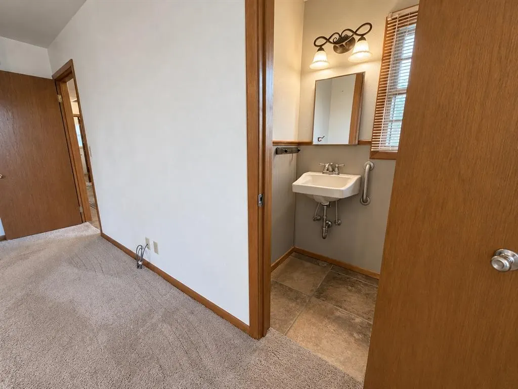 Photo 16 — 415 E Chestnut Road, Hollis, OK 73550